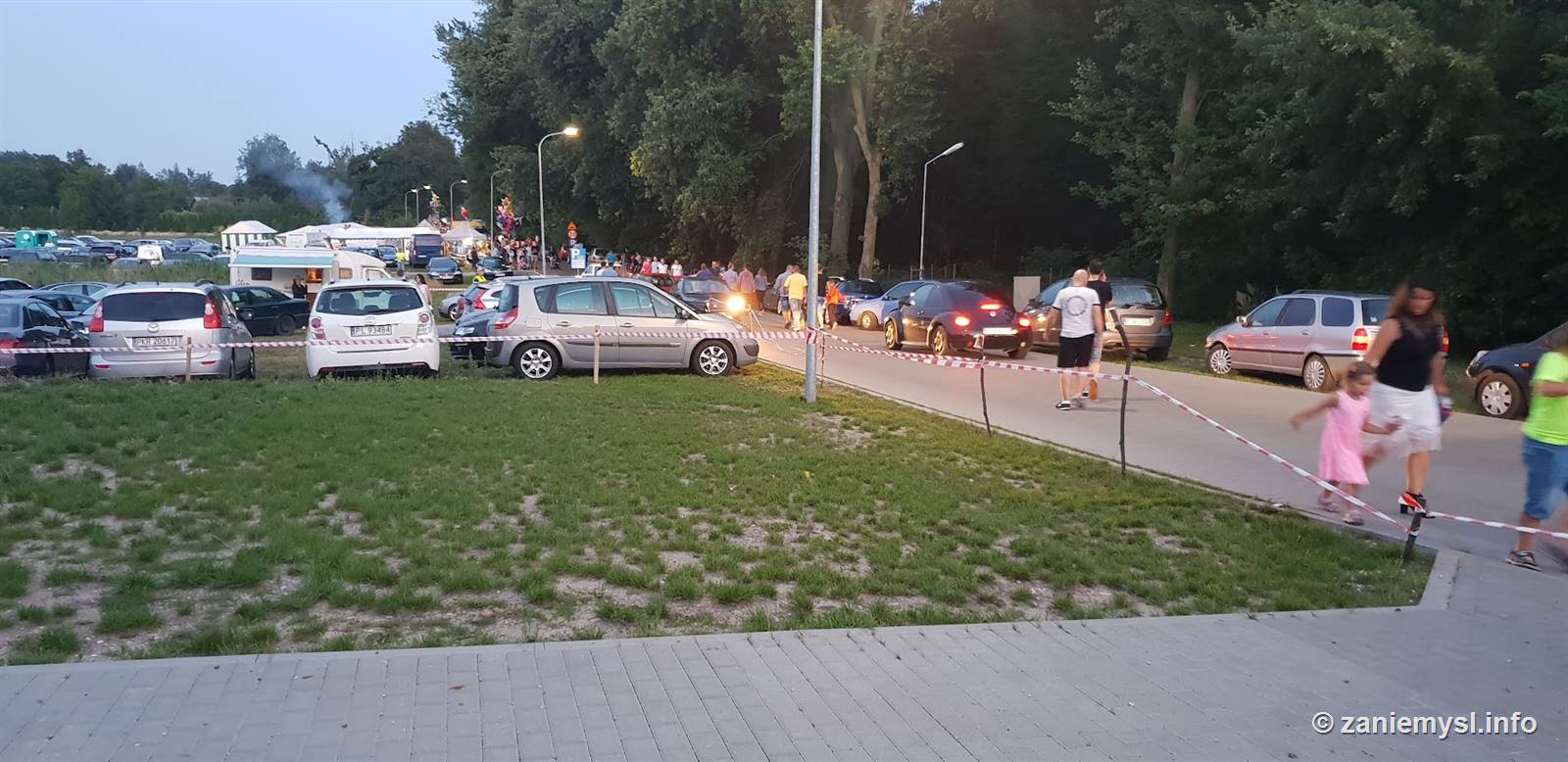 Społeczność Zaniemyślan nad Jeziorem Raczyńskim